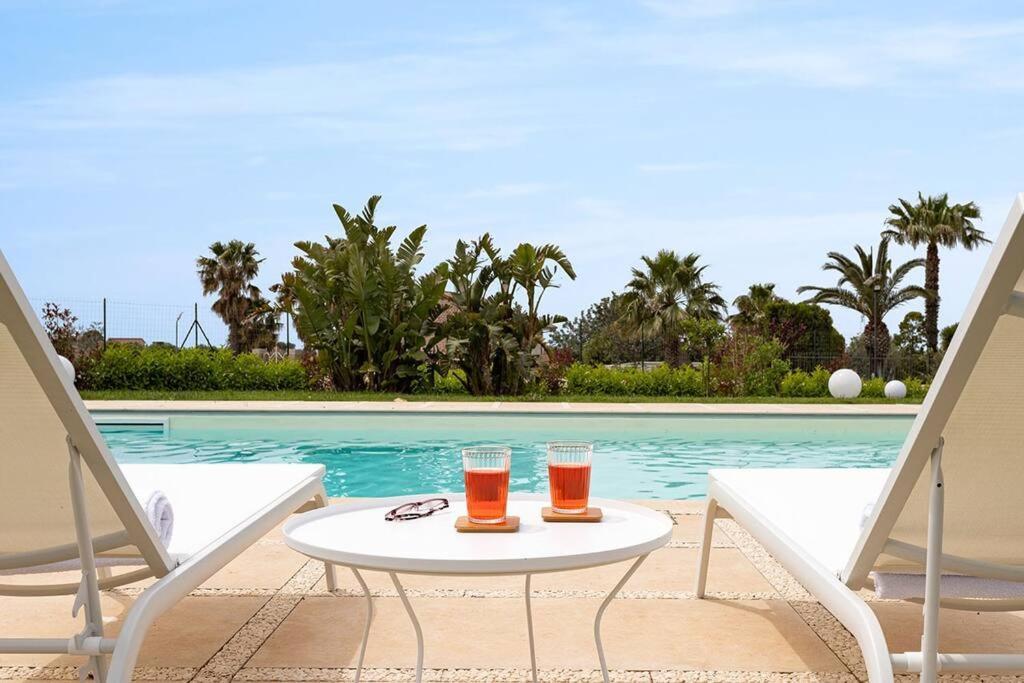 Villa Paradiso With Private Pool, Bbq Area, Huge Garden And Free Parking Modica Eksteriør billede