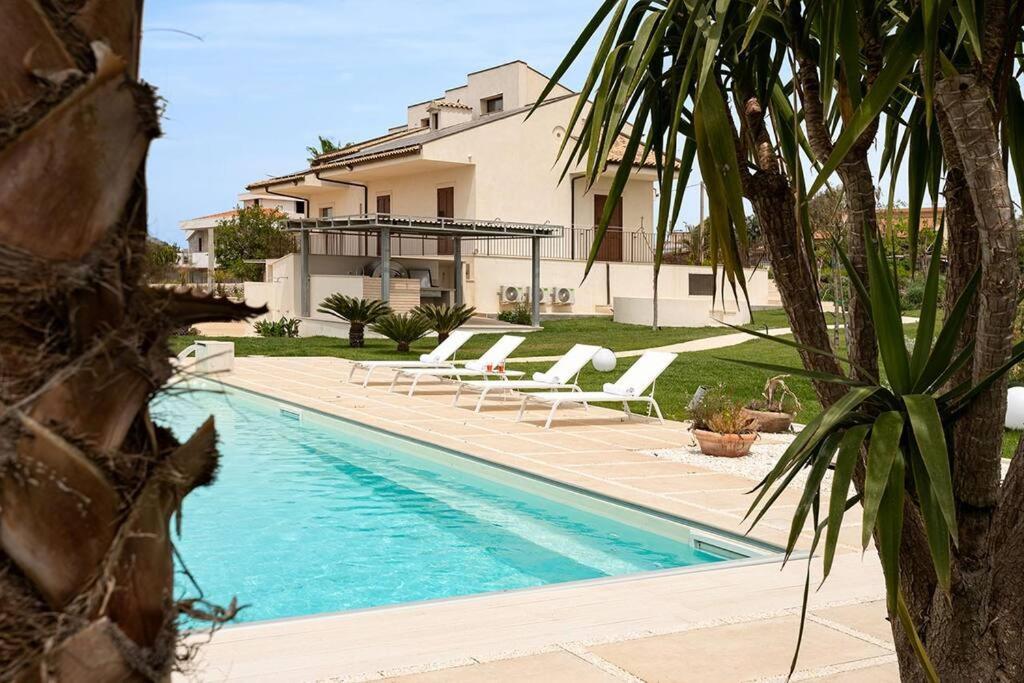 Villa Paradiso With Private Pool, Bbq Area, Huge Garden And Free Parking Modica Eksteriør billede